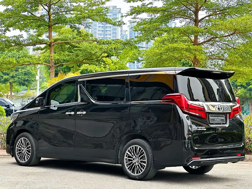 Toyota Alphard 2019 — фото 5