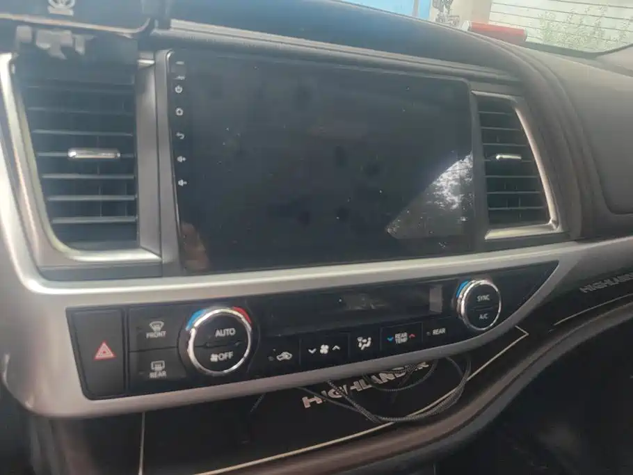 Toyota Highlander 2017 — фото 13