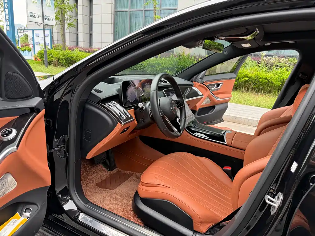 Mercedes-Benz S-Class 2025 — фото 8