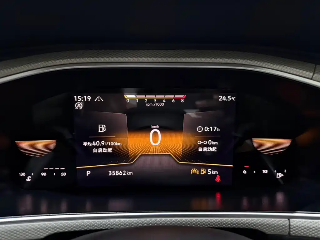 Volkswagen T-Roc 2023 — фото 10