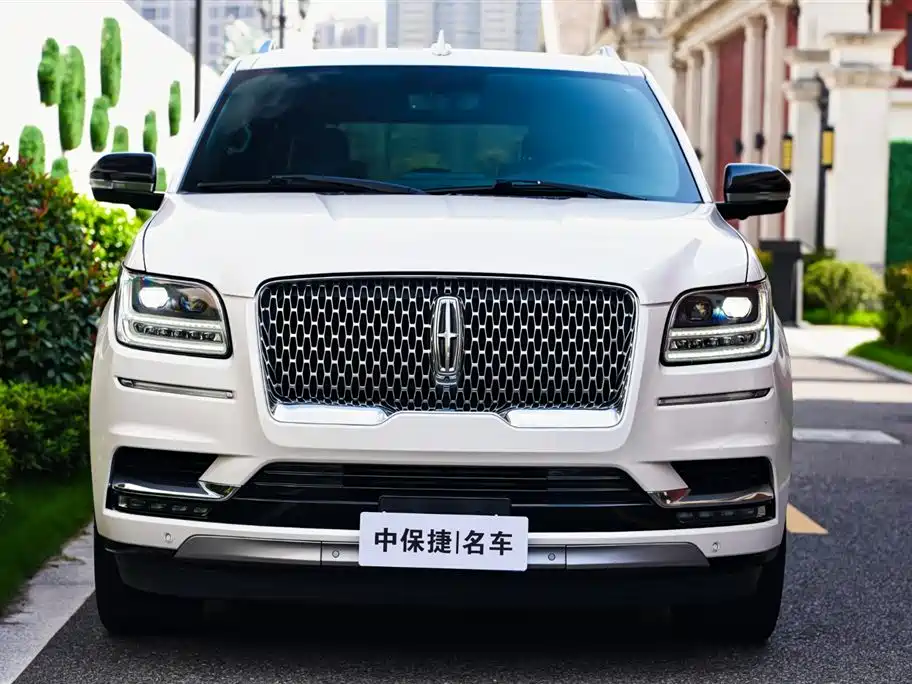 Lincoln Navigator 2018 — фото 3
