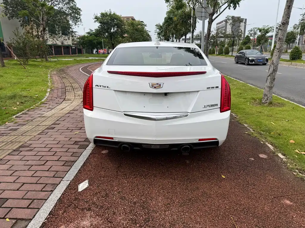 Cadillac ATS-L 2017 — фото 11