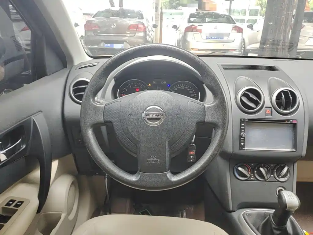 Nissan Qashqai 2015 — фото 11