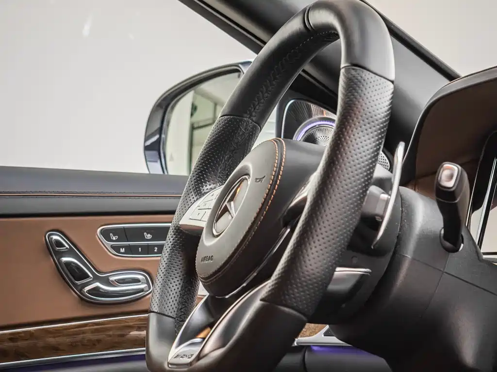 Mercedes-Benz S-Class AMG 2016 — фото 17