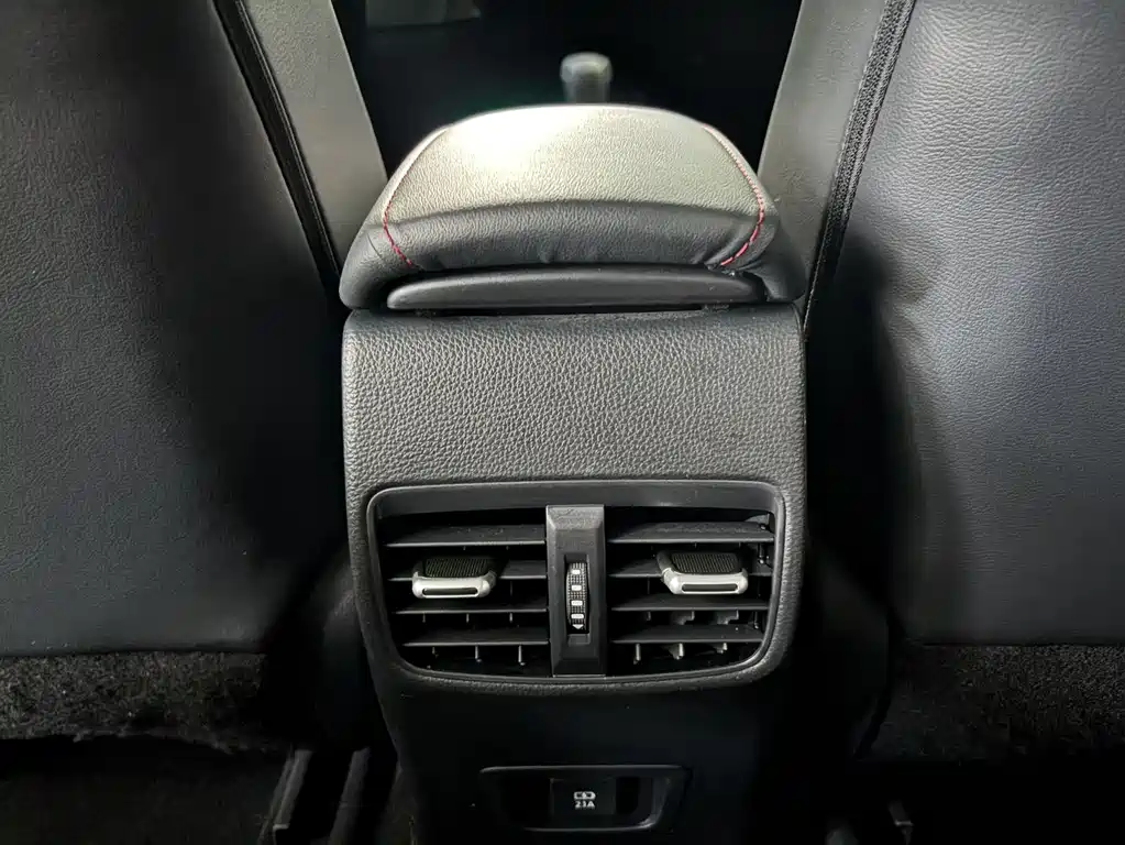 Toyota Levin 2023 — фото 16