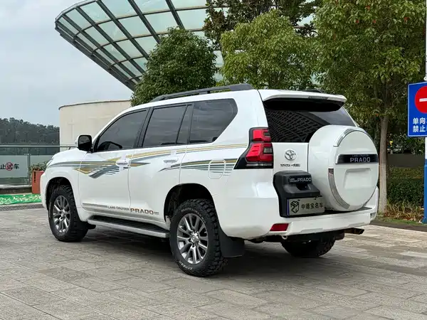 Toyota Prado 2018