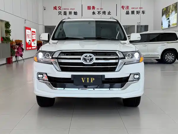Toyota Land Cruiser 2014