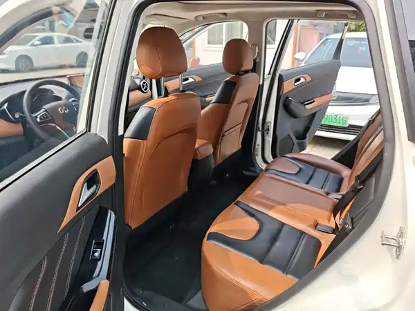 BAIC Shenbao X35 2018