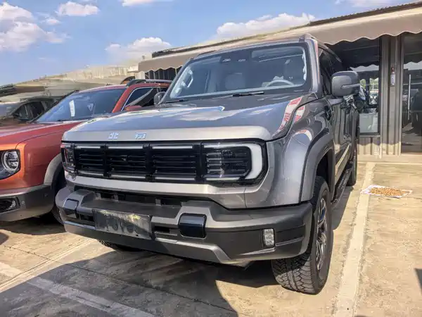 BAIC BJ40 2025