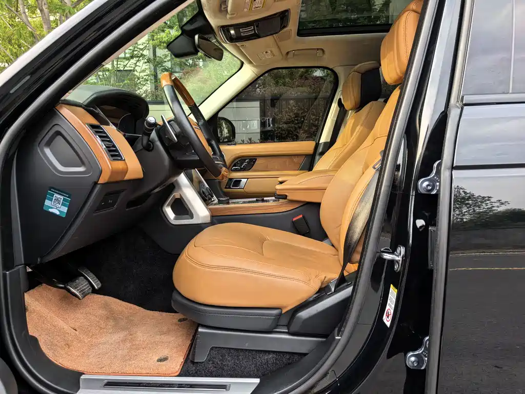 Land Rover Range Rover 2019 — фото 10