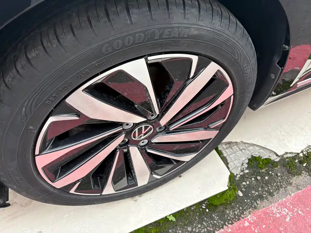 Volkswagen Passat 2022