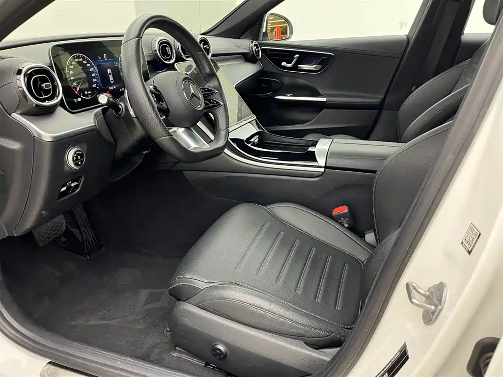 Mercedes-Benz C-Class 2022 — фото 9