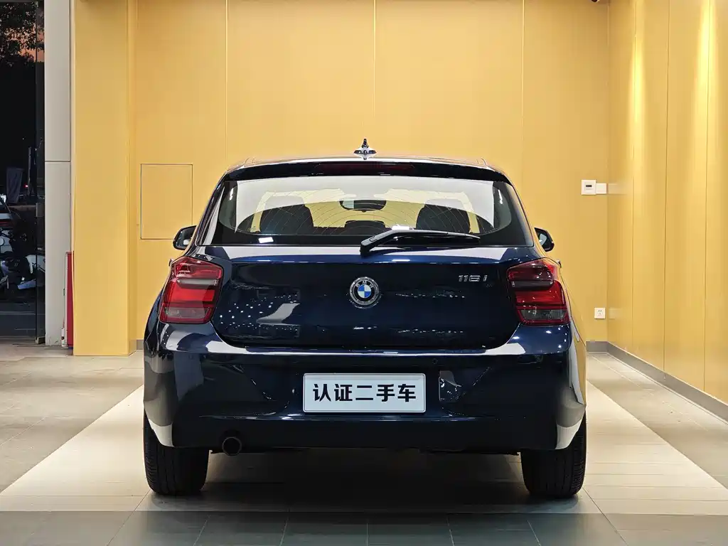 BMW 1 Series 2013 — фото 27