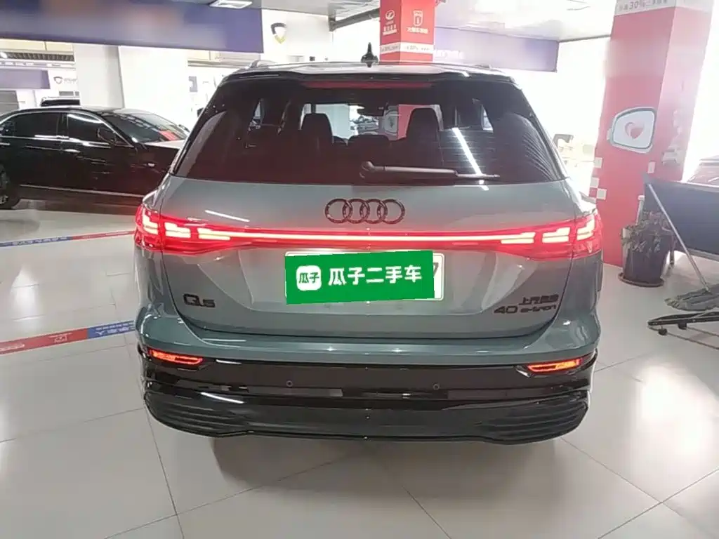 Audi Q5 e-tron 2024 — фото 6