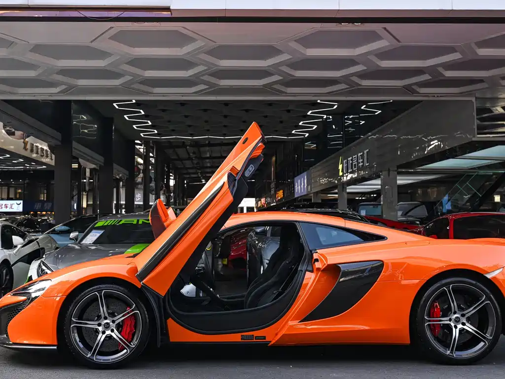 McLaren 650S 2017 — фото 2