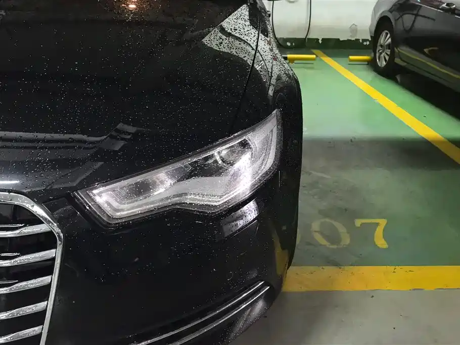 Audi A6L 2012