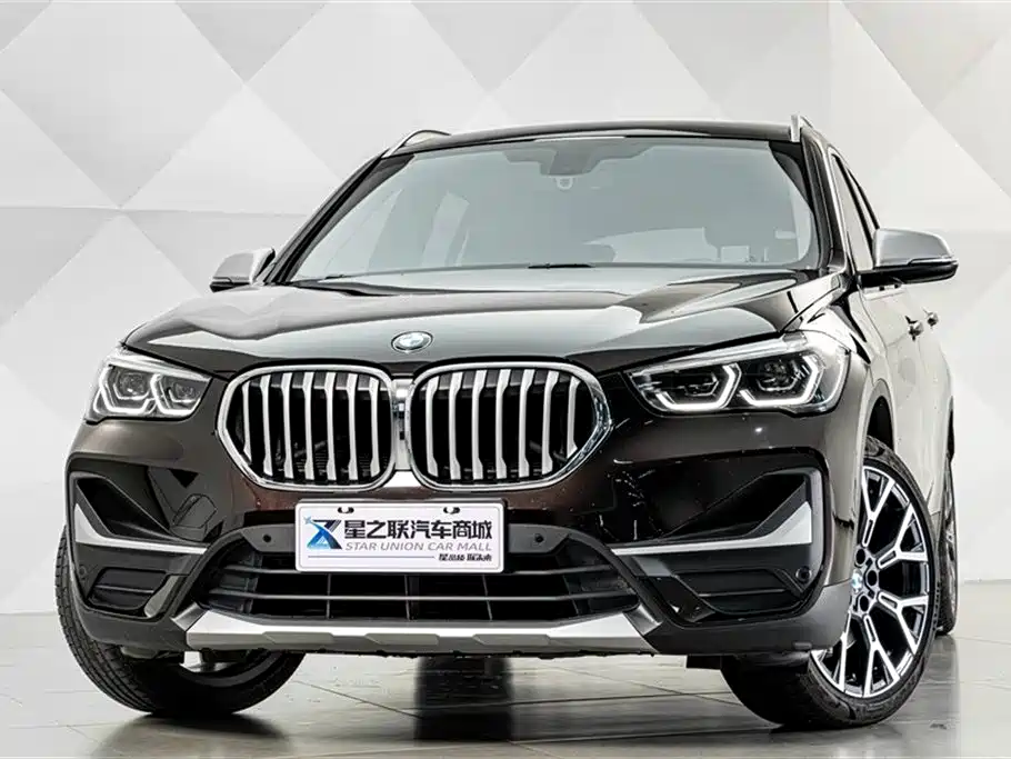 BMW X1 2021 — фото 3