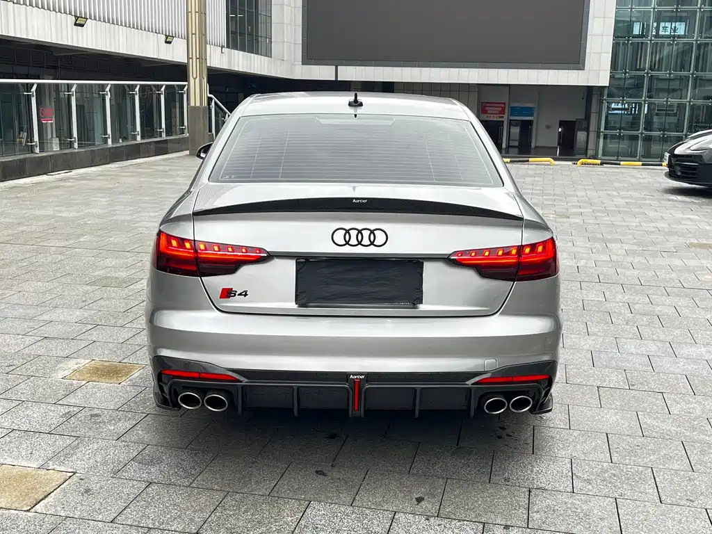 Audi S4 2023
