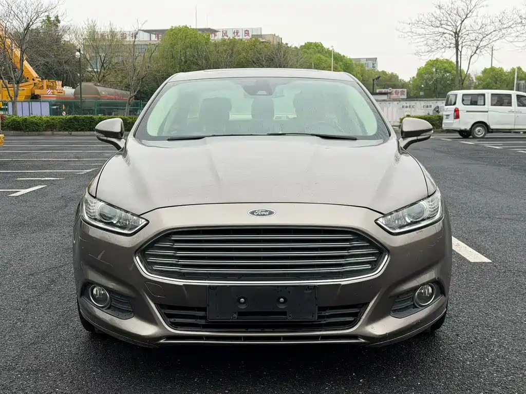 Ford Mondeo 2015 — фото 3