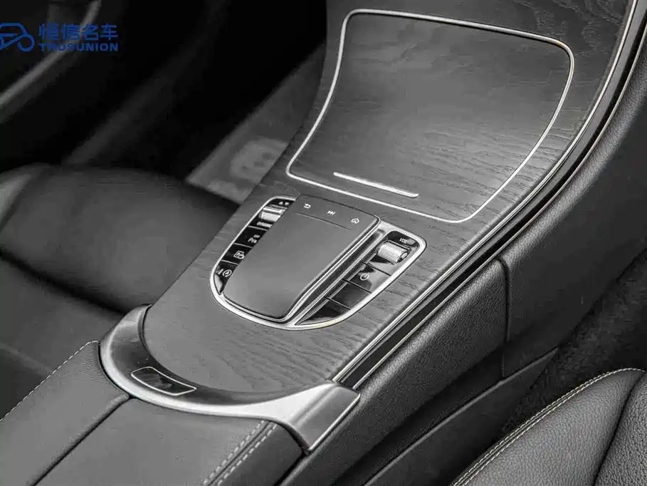 Mercedes-Benz C-Class 2020 — фото 19