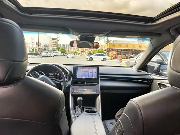 Toyota Avalon 2023