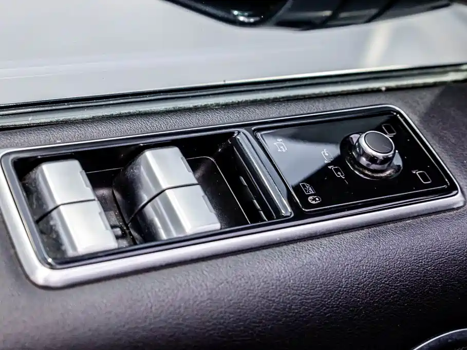 Land Rover Range Rover Sport 2020 — фото 11