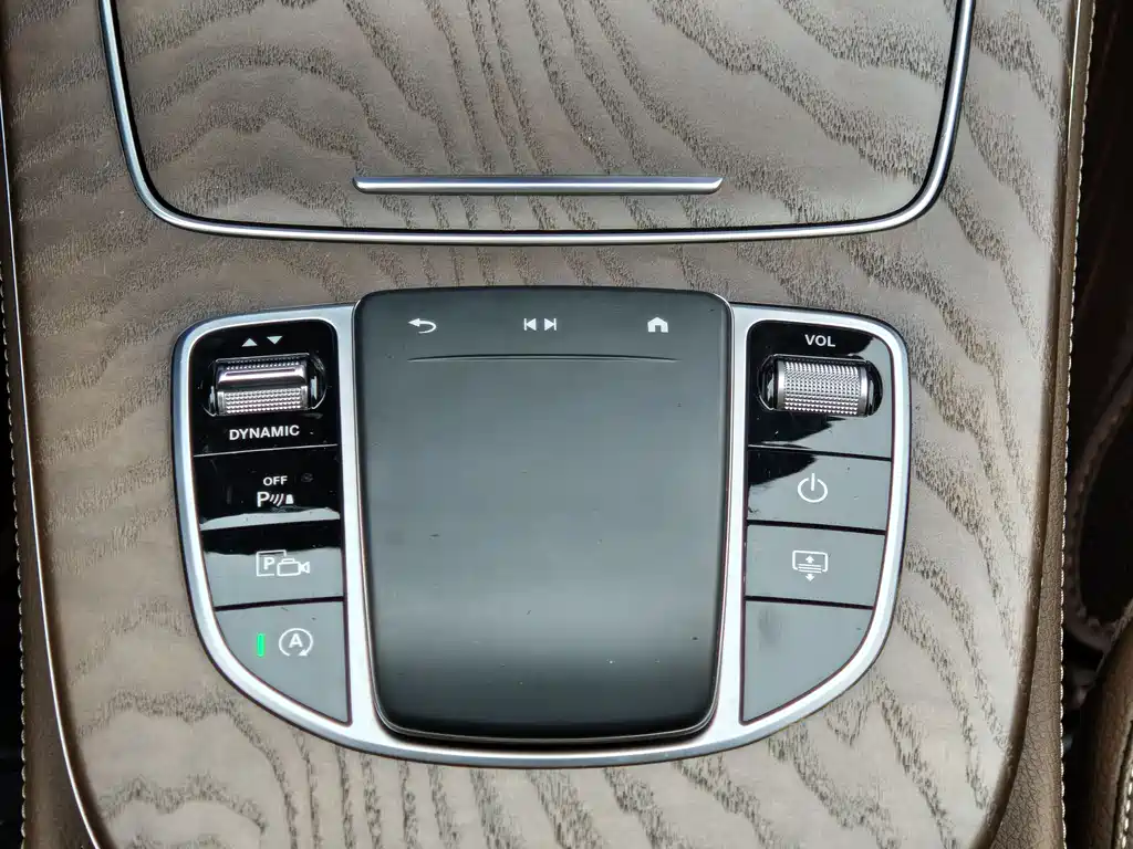 Mercedes-Benz E-Class 2021 — фото 11