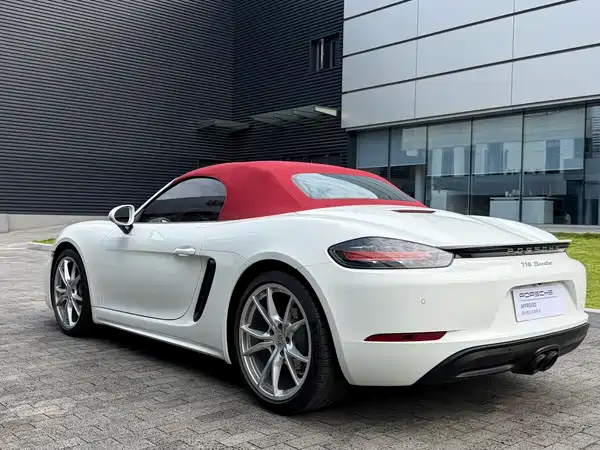 Porsche 718 2022