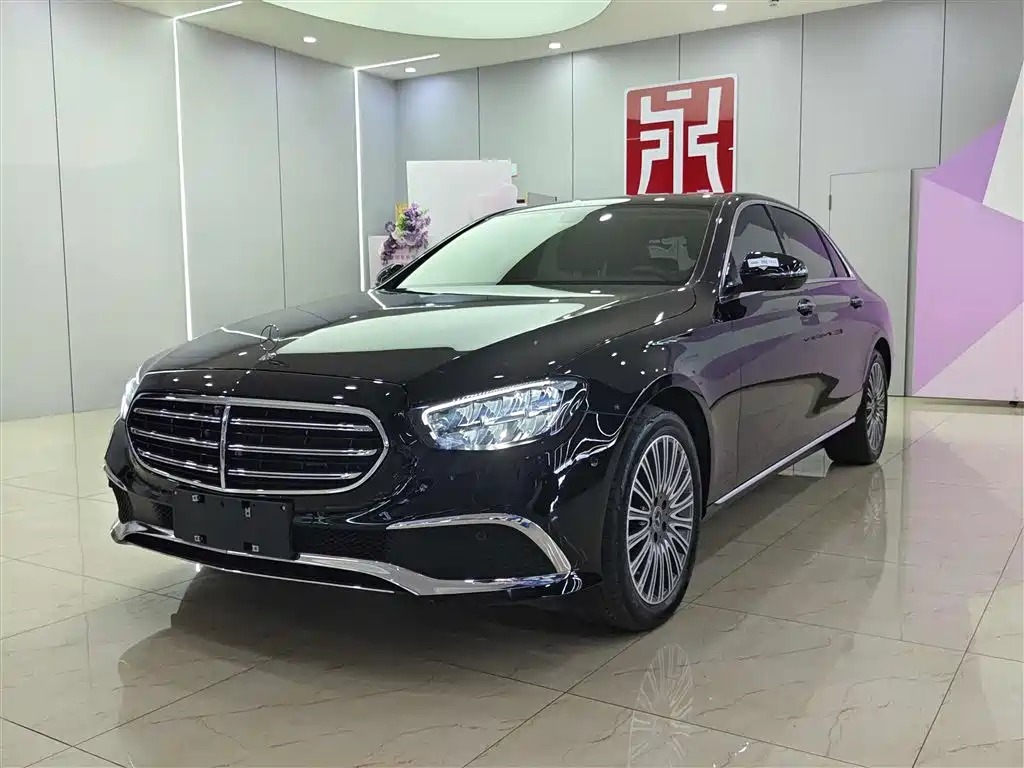 Mercedes-Benz E-Class 2023 — фото 1