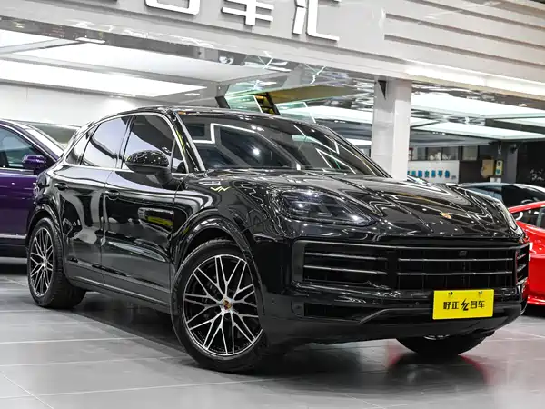 Porsche Cayenne 2025