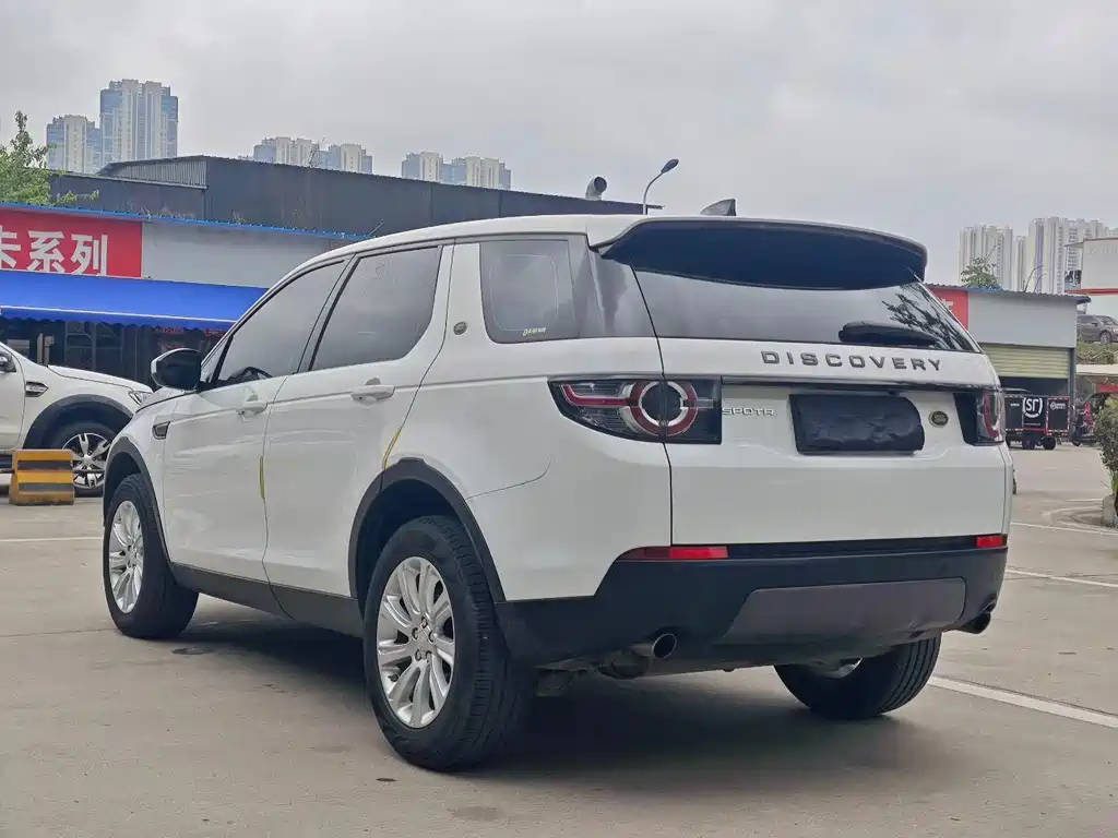 Land Rover Discovery Sport 2018 — фото 15