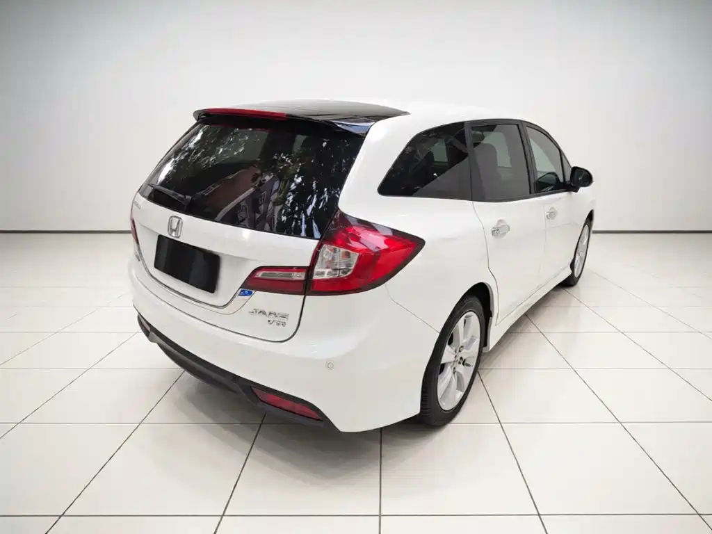 Honda Jade 2015 — фото 4