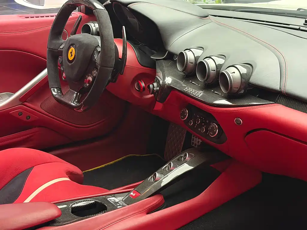 Ferrari F12berlinetta 2014 — фото 18