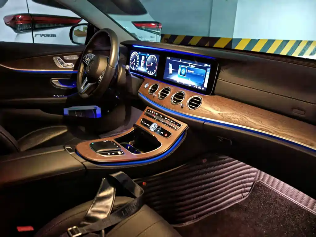 Mercedes-Benz E-Class 2020 — фото 4