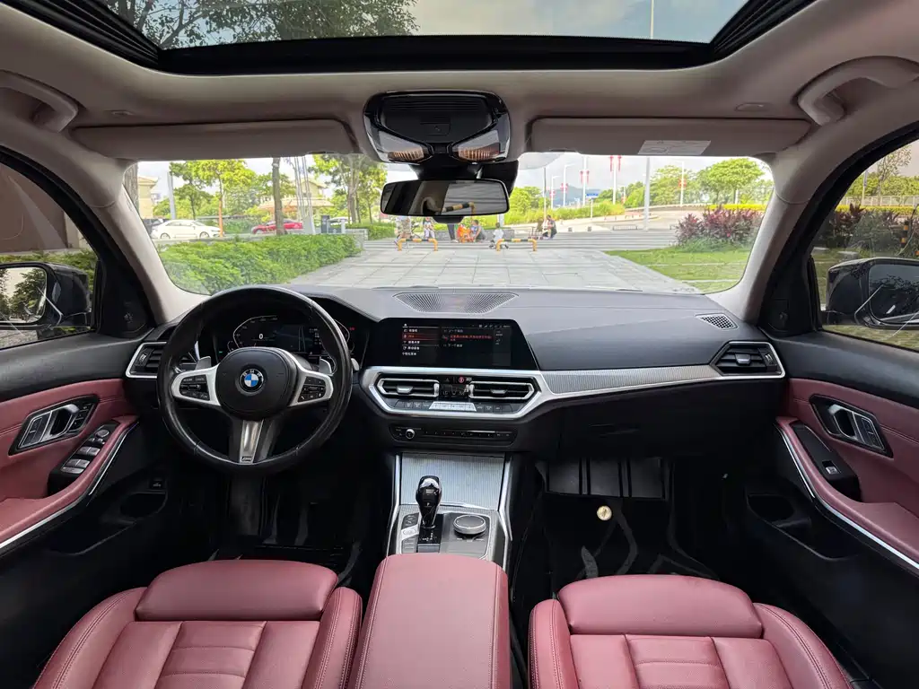 BMW 3 Series 2021