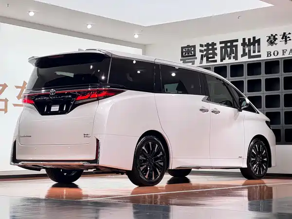 Toyota Vellfire 2024