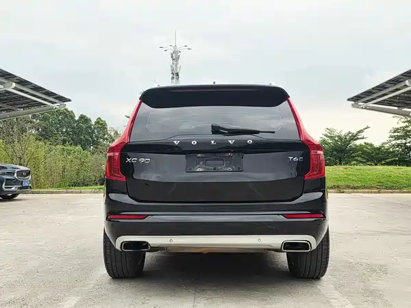 Volvo XC90 2018