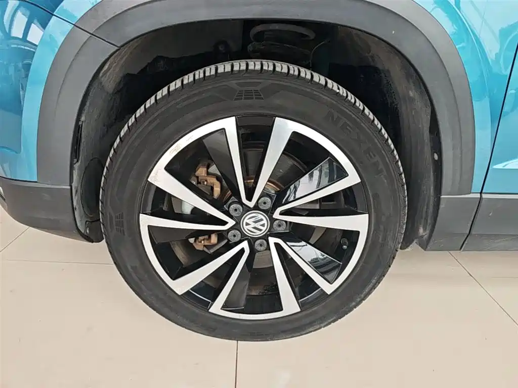 Volkswagen Tharu 2019 — фото 23