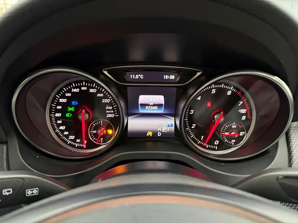 Mercedes-Benz GLA 2018 — фото 14