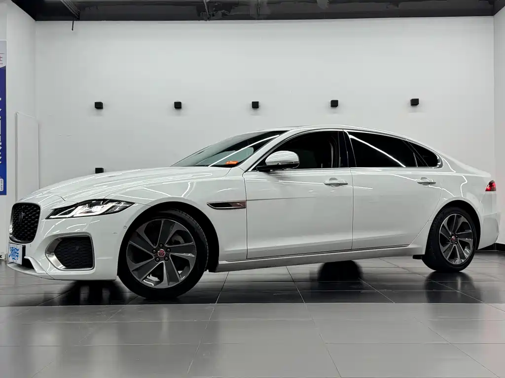 Jaguar XFL 2022