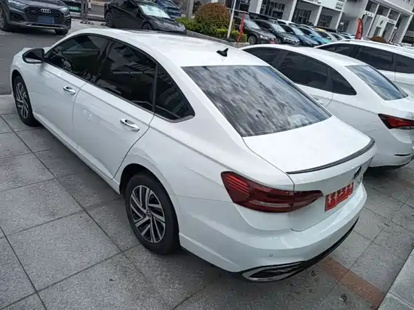 Volkswagen Lavida 2024