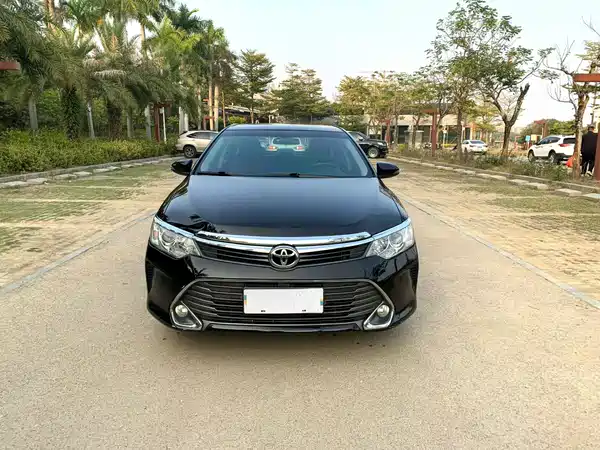 Toyota Camry 2016
