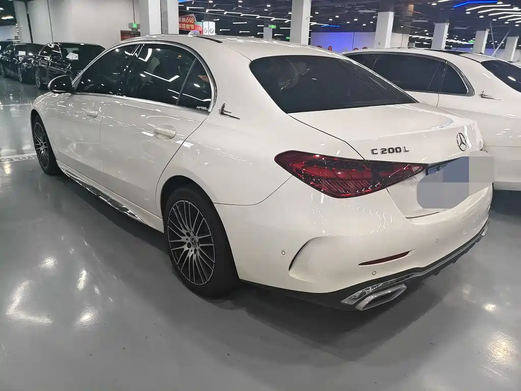Mercedes-Benz C-Class 2023 — фото 15