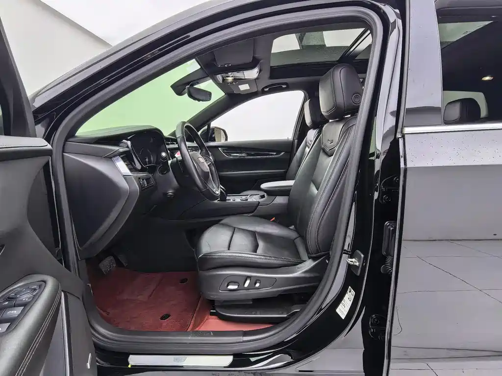 Cadillac XT6 2021 — фото 20