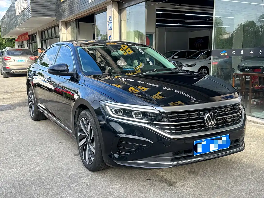 Volkswagen Passat 2023 — фото 3