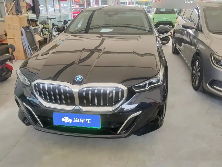 BMW i5 2024 — фото 2