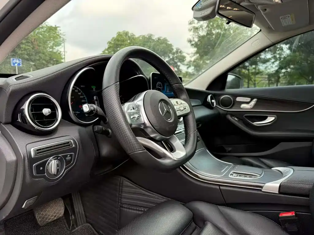 Mercedes-Benz C-Class 2020 — фото 9
