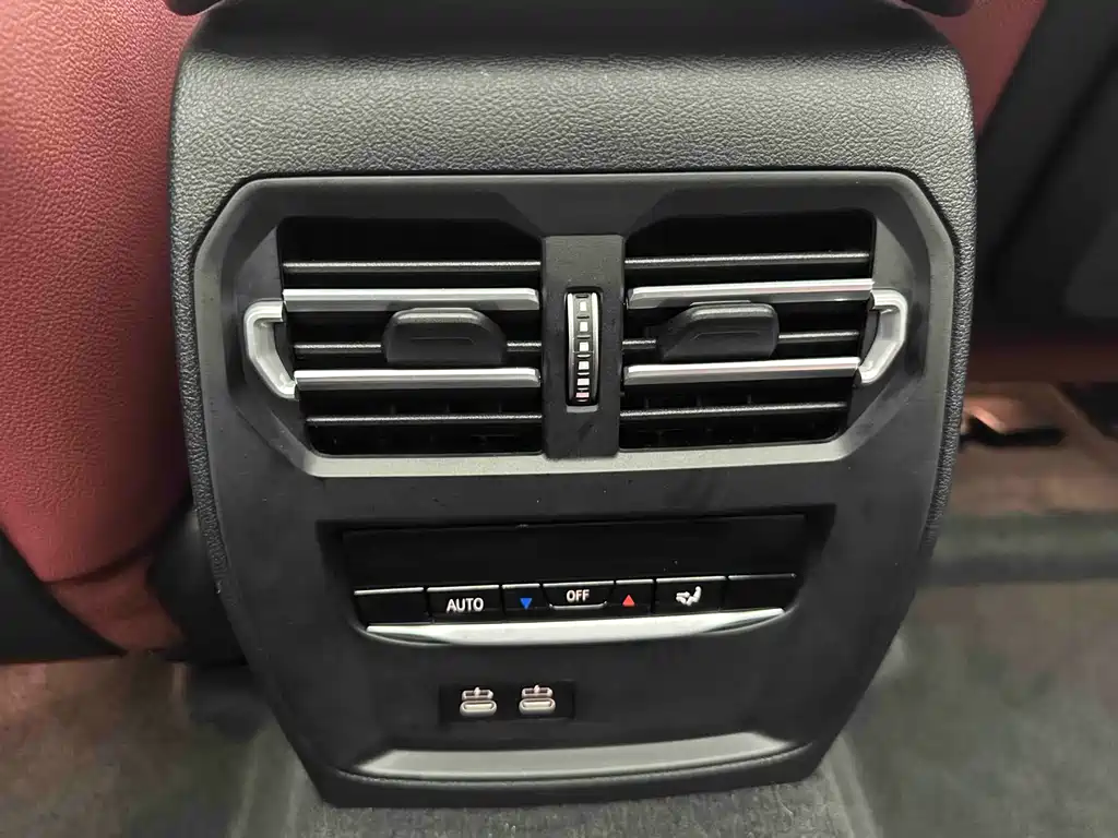 BMW 3 Series 2022 — фото 11