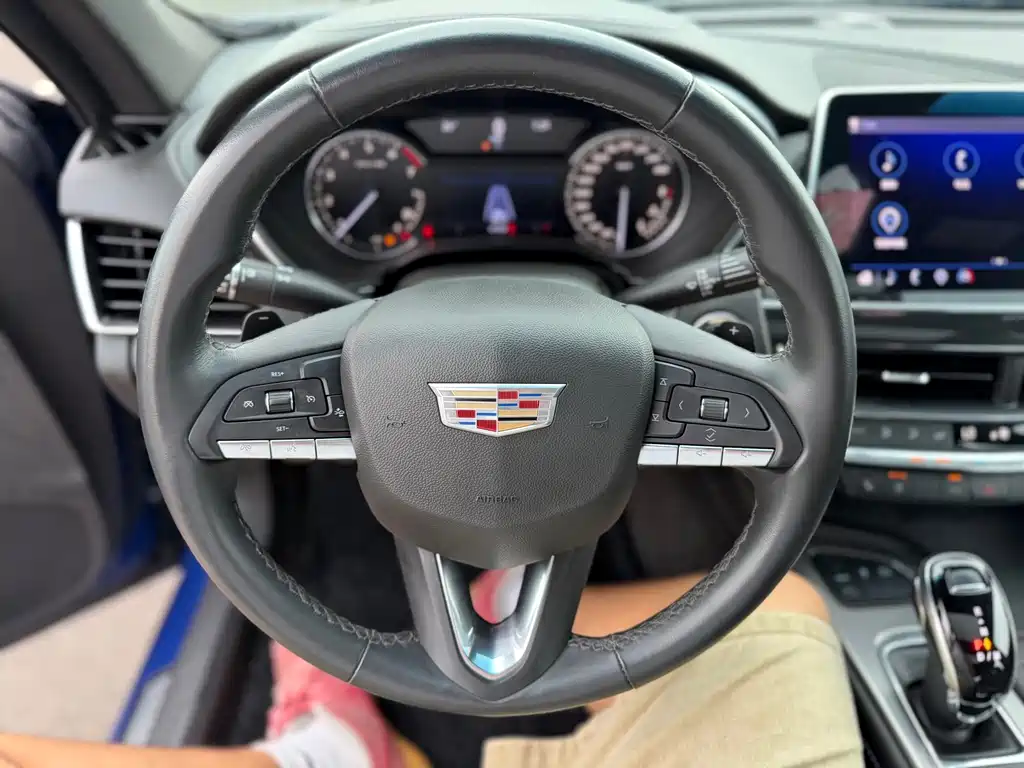 Cadillac CT5 2022 — фото 14