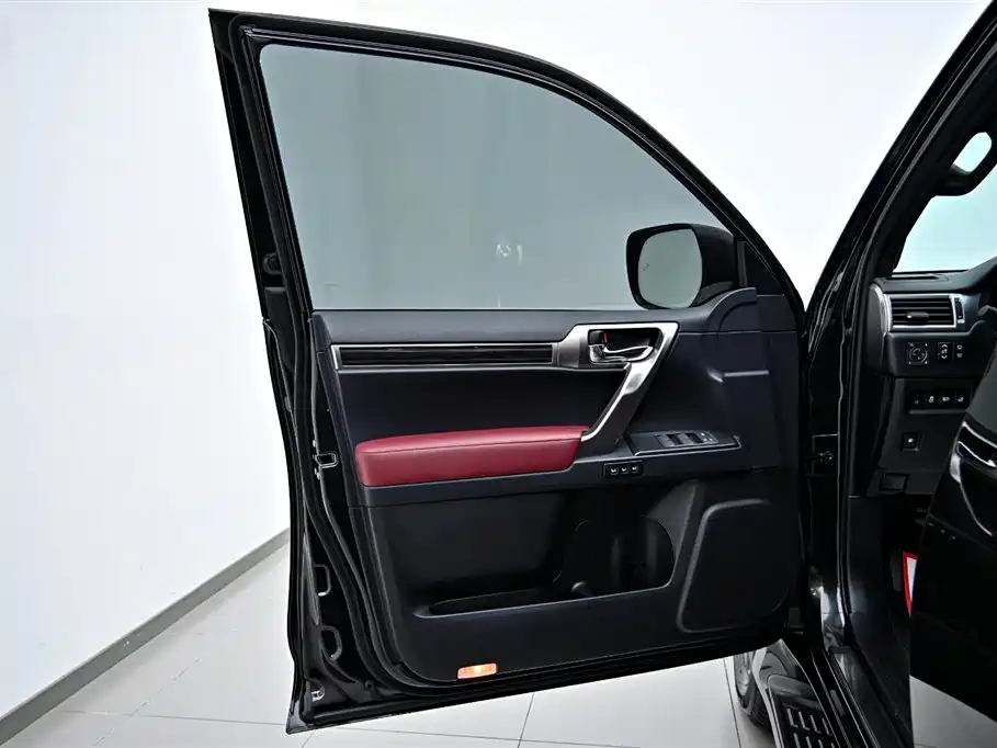 Lexus GX 2023 — фото 19